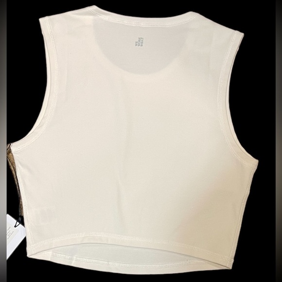 Nwt Womens weworewhat Muscle Tank Top Solid Off White Cropped Top Size Medium - Picture 13 of 16